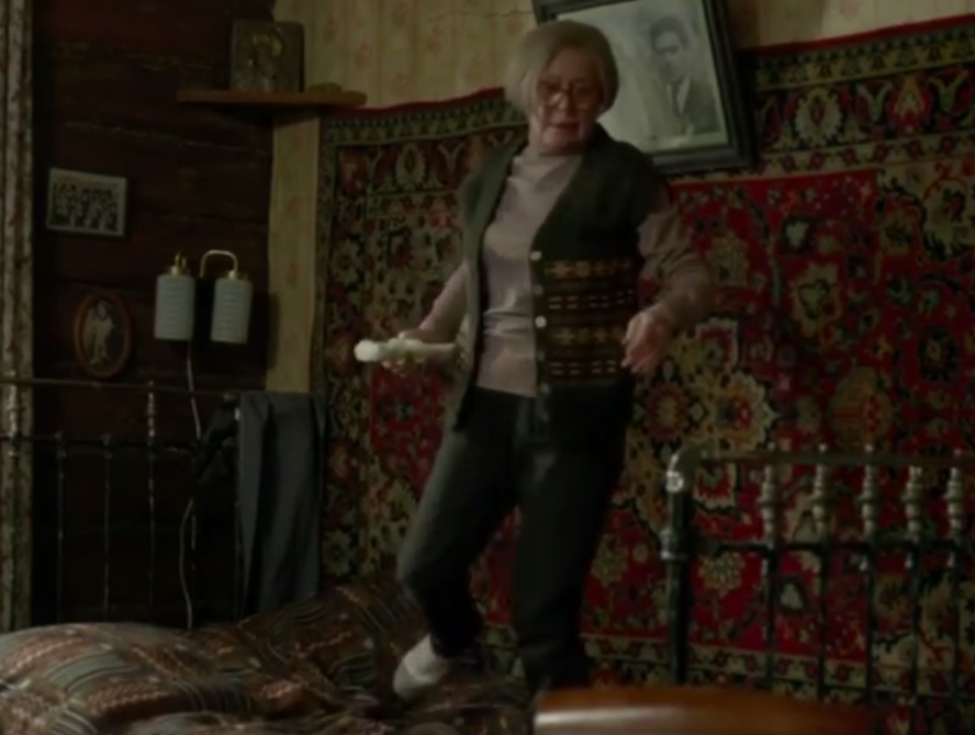 Жилет в полный рост. Мой скриншот фильма "Карп отмороженный" (2017)