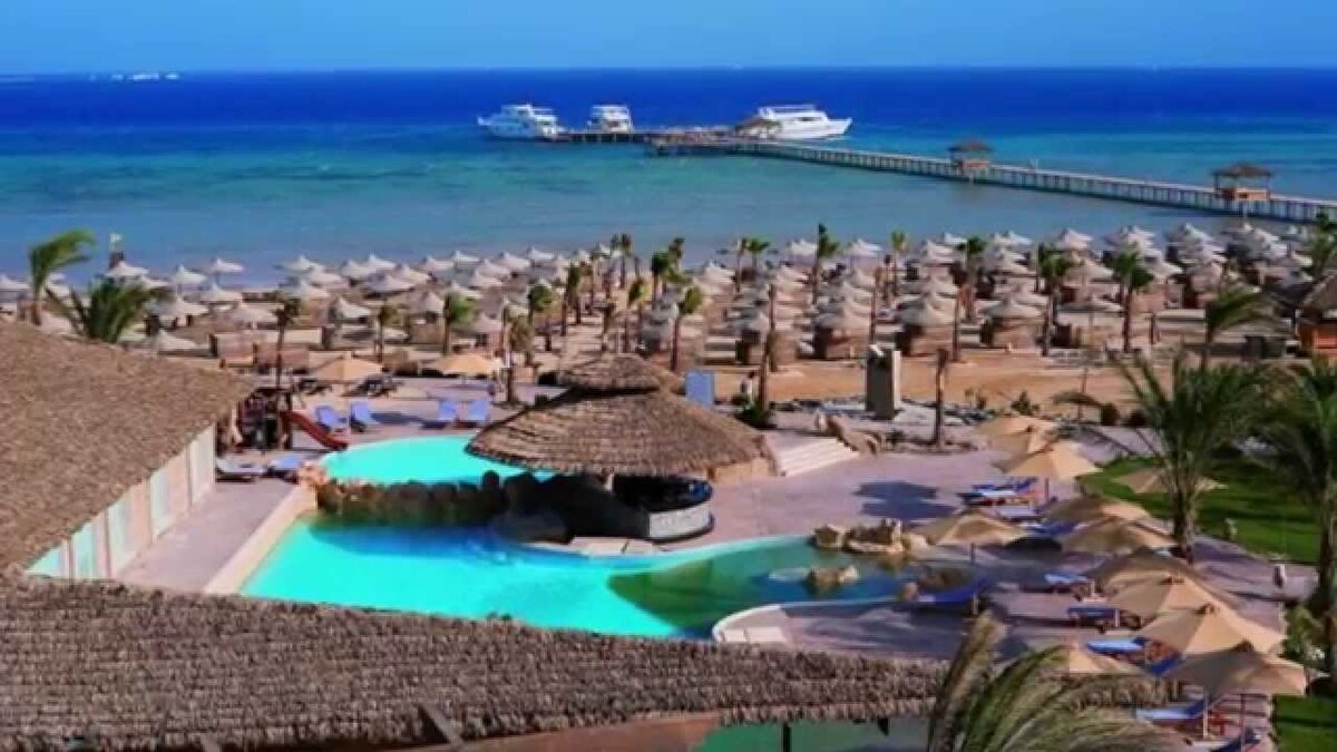 Amwaj Blue Beach Resort & Spa