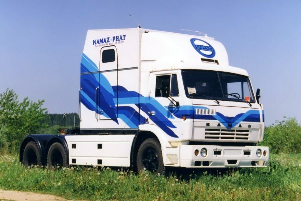 КАМАЗ-54112М