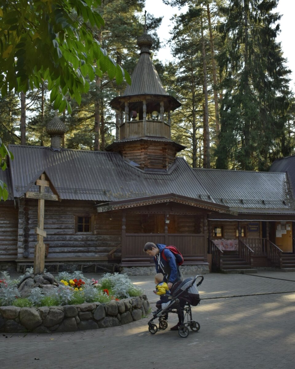 храм смоленской иконы дубна. дубна московская область храм всех святых. храмы дубны московской. церковь всех святых дубна. храм рождества иоанна предтечи дубна.