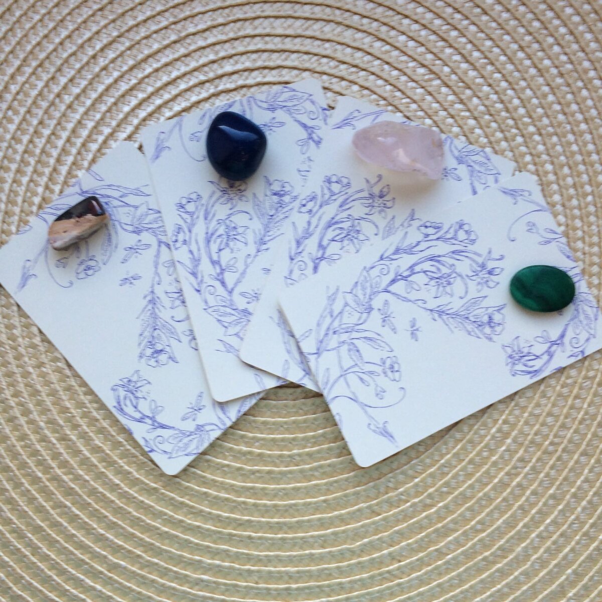 Улыбки, лайки и добрые комментарии приветствуются на канале :)