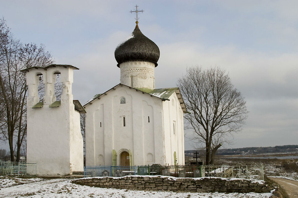 Храм в крестах Псков