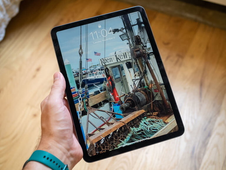 IPad Air очень похож на более дорогой iPad Pro 