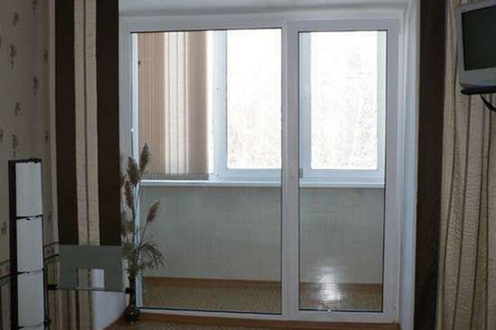 Французская дверь стандартного размера