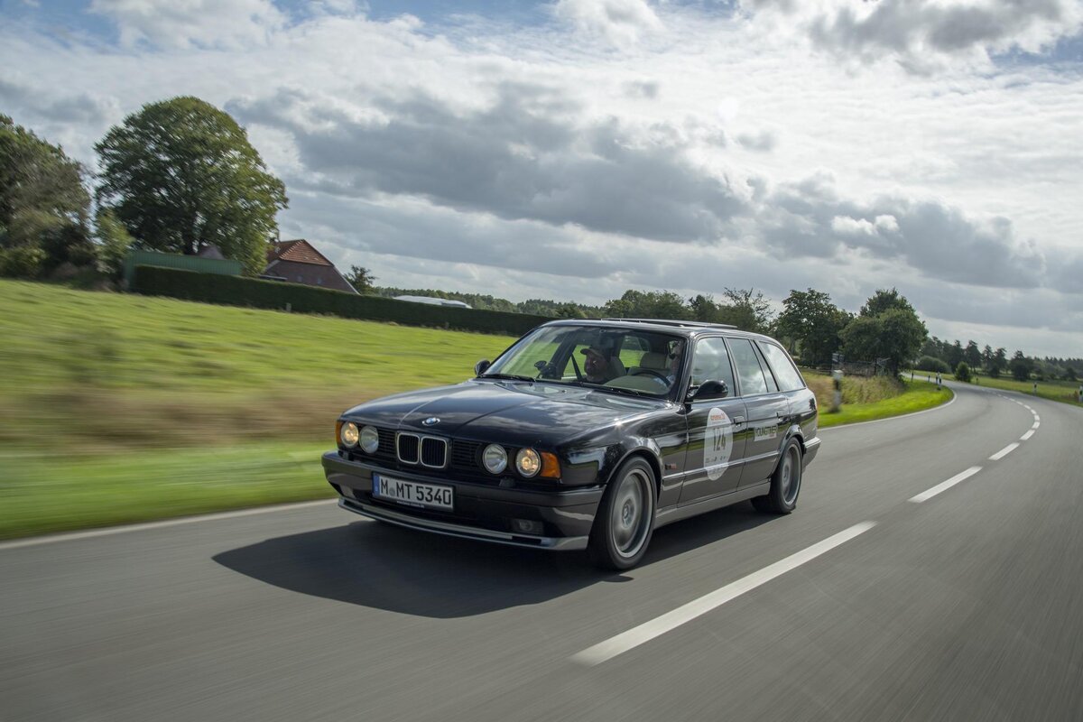 M5 E34 Touring