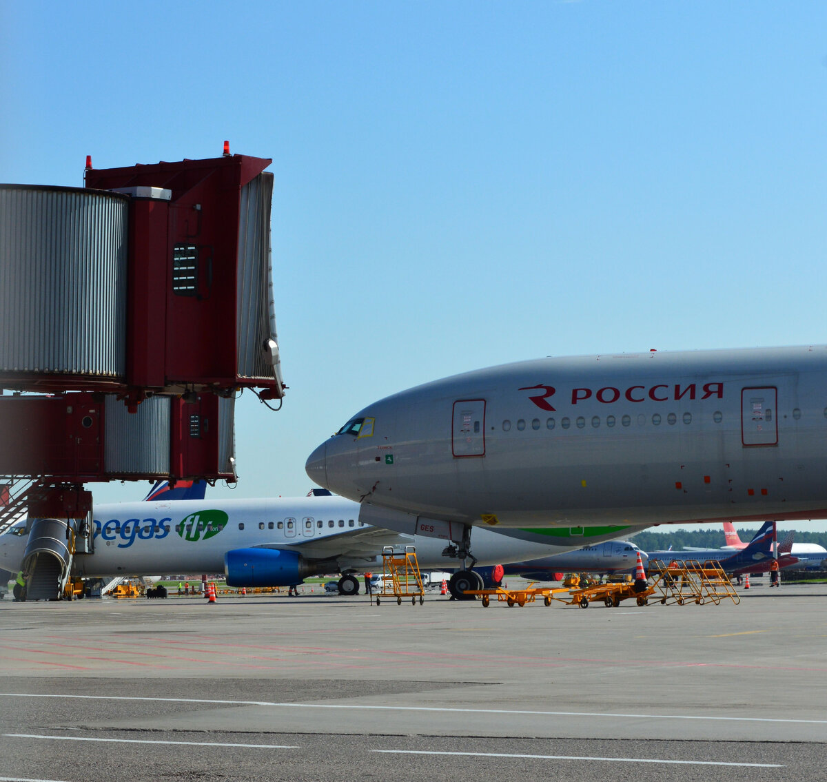Россия Boieng 777-300ER EI-GSE