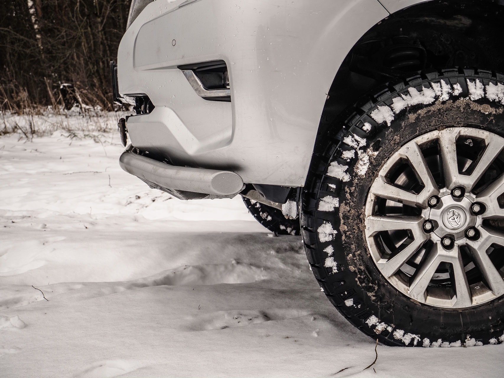 Тюнинг Toyota Land Cruiser Prado: силовая защита переднего бампера4