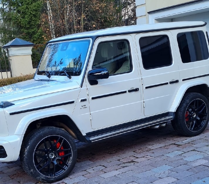 Машина перед переобувкой