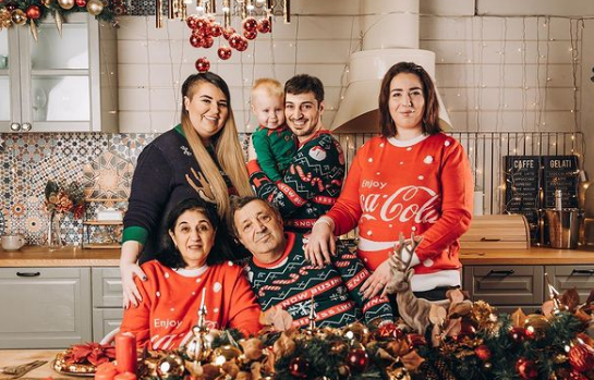 семья Оганесян (фото из Instagram)