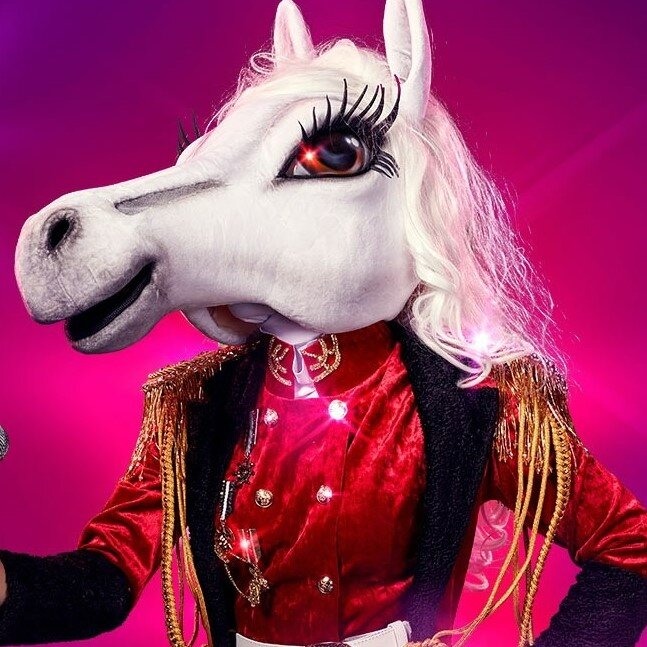 шоу маска март 2022, фото канал НТВ