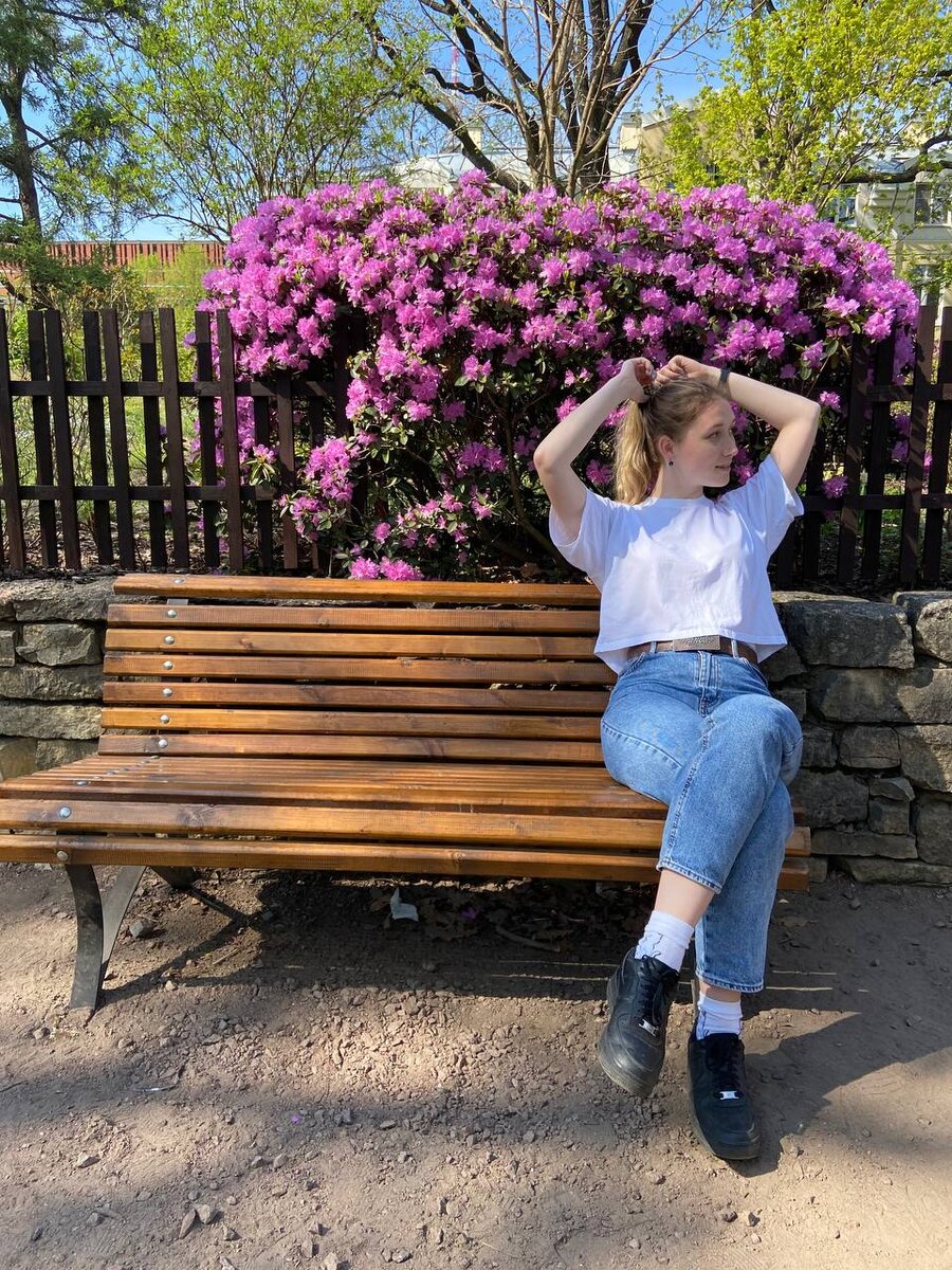 Мы попали сюда в середине мая, был фестиваль и большие очереди. Но можно купить билет онлайн и пройти быстрее)