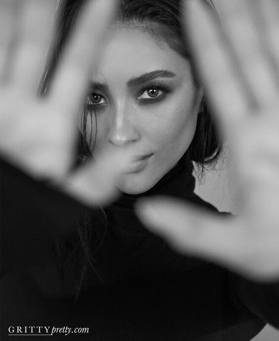 Shay Mitchell discovered by reb_ecca_ on We Heart It фото взято с сайта pinterest.ru