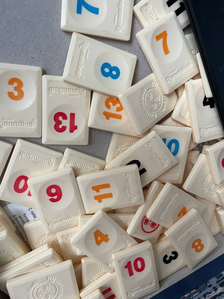 Rummikub. Непоследовательные цепочки