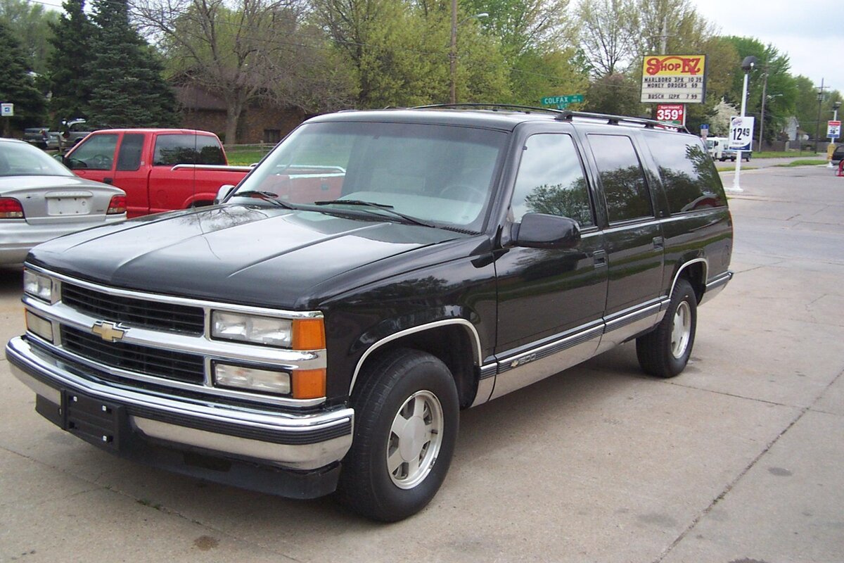 Chevrolet Tahoe Suburban 1997