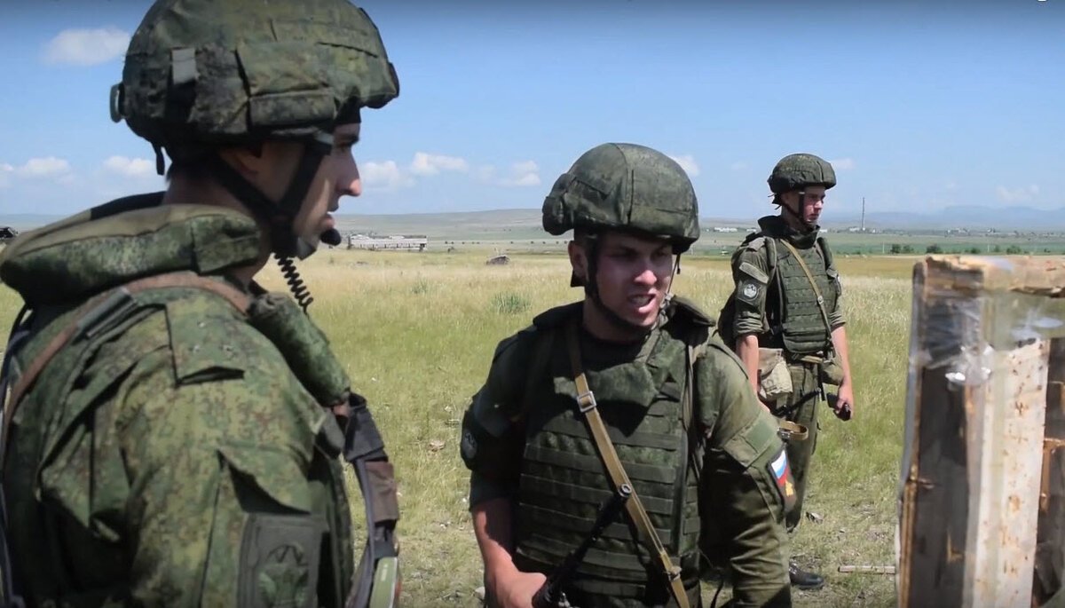 Старовер-солдат на стрельбах