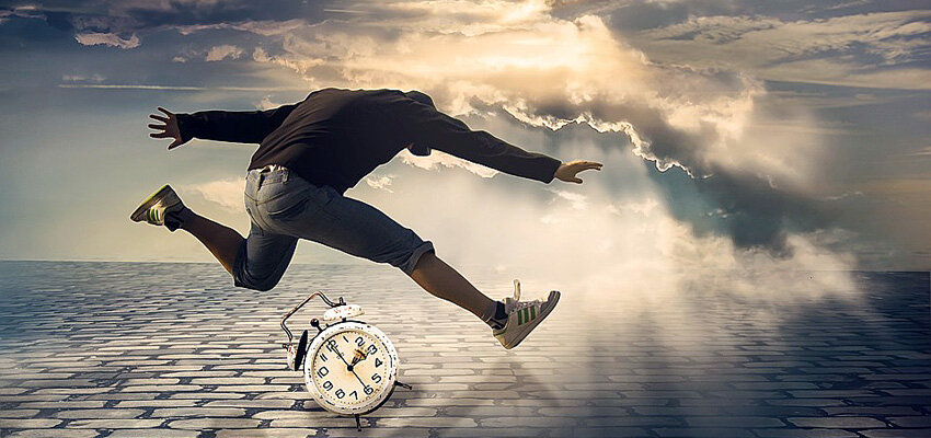 В суете жизни, пытаясь все успеть, легко пробежать мимо главного