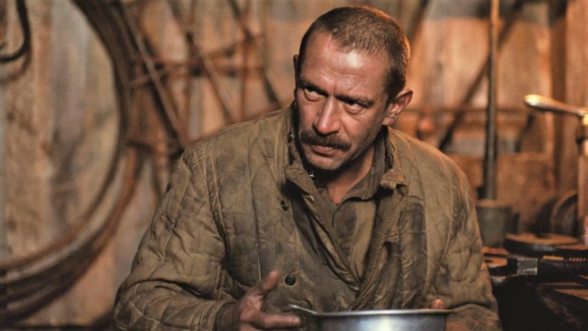 Фильм край поезд густав. Паровоз из фильма край. Фильм про паровоз с машковым. Машков и пересильд в фильме край. Владимир машков фильм край.