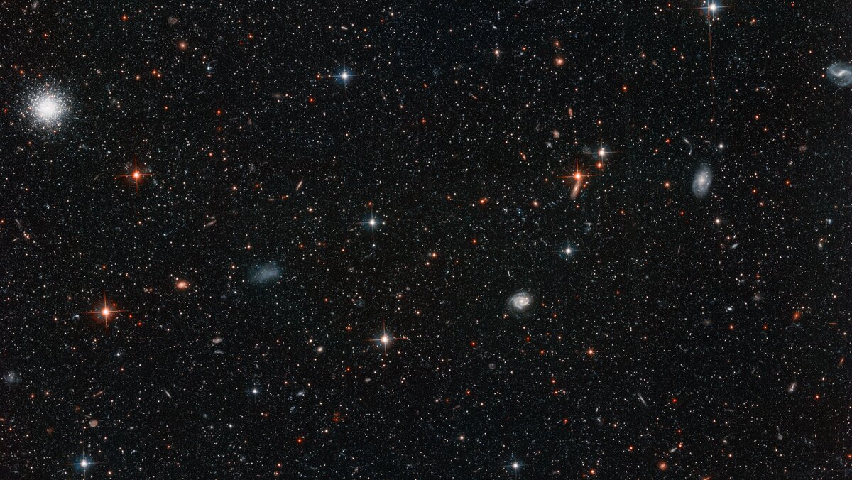 Омикрон созвездие. Туманность андромеды хаббл. Цефеиды андромеда. Цефеиды в туманности андромеды. Цефеиды андромеда.