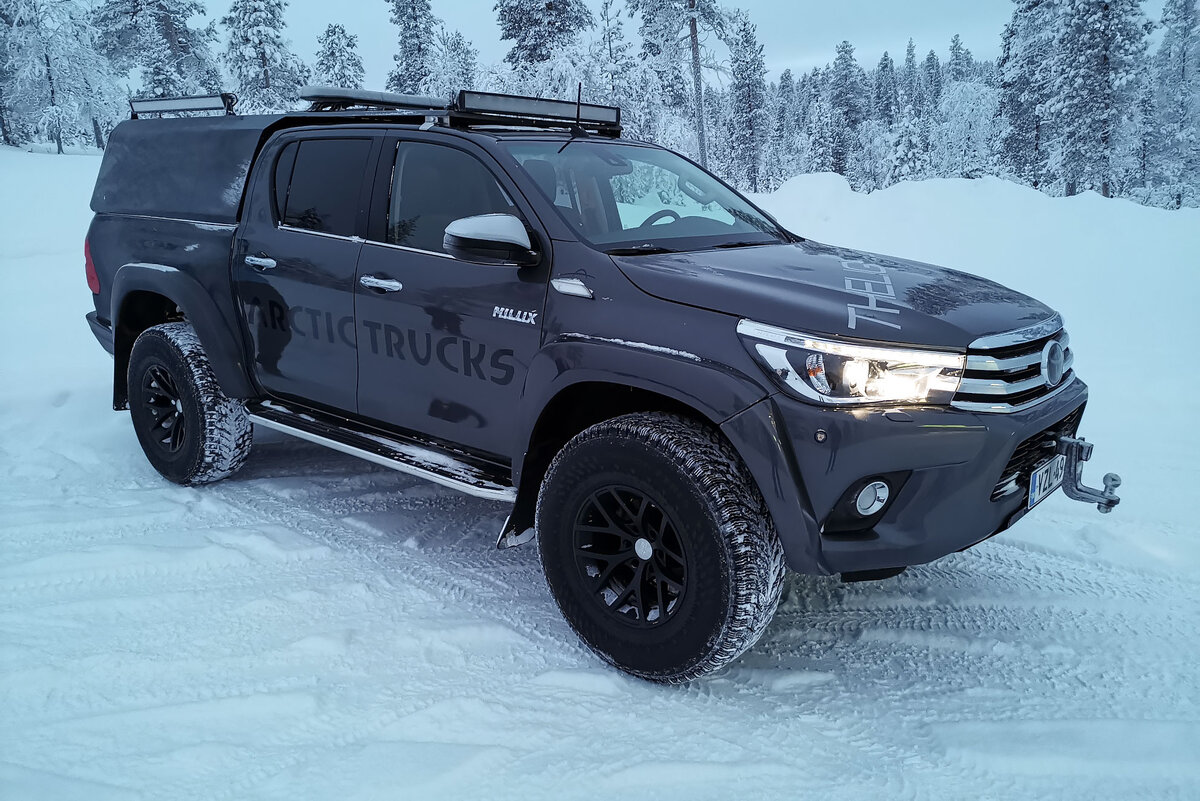 Toyota Hilux Arctic Trucks. Какие автомобили работают на севере Финляндии |  РЯБИНИН | ФОТОПУТЕШЕСТВИЯ | Дзен