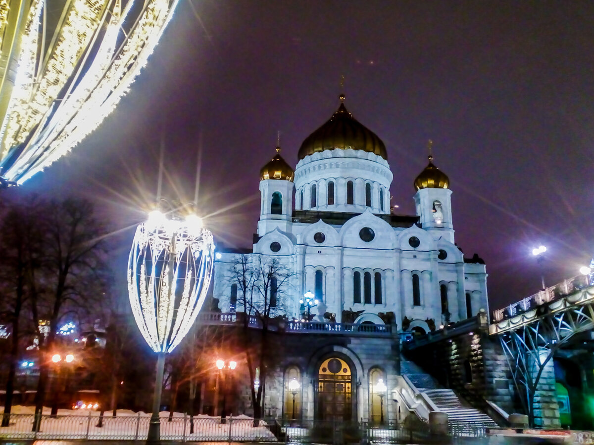 храм христа спасителя в москве зимой