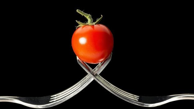 Вредна ли кожура от помидоров?