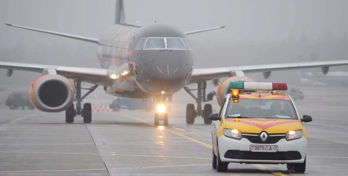 Танкалёт "Белавіі" ў Нацыянальным аэрапорце "Мінск" / Раман Пратасевіч, Еўрарадыё​