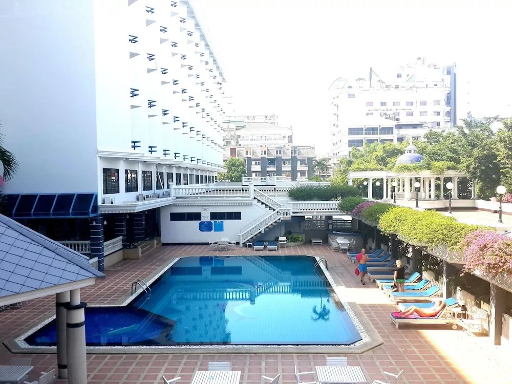 Отель цезарь палас паттайя. Тайланд отель цезарь. Цезарь палас паттайя. Цезарь палас паттайя. Caesar palace hotel паттайя.