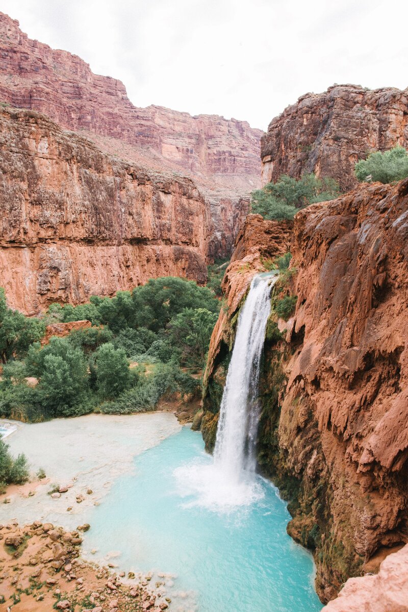 https://unsplash.com/photos/9_x5jYJw2VQ
