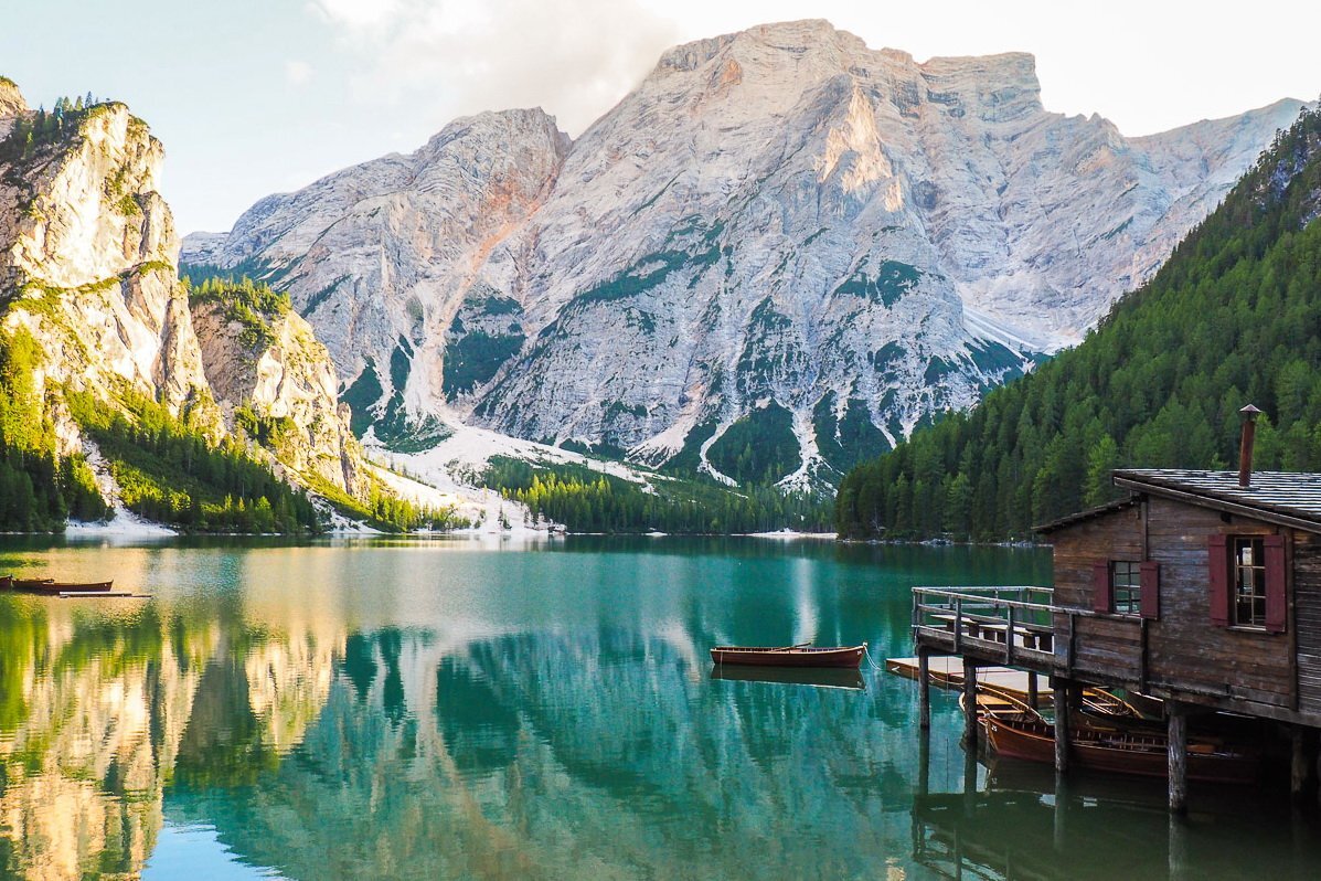 Lago di Braies осенью