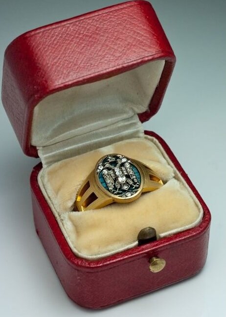 Старинное мужское кольцо. Подарено императрицей Марией Федоровной в 1915 году