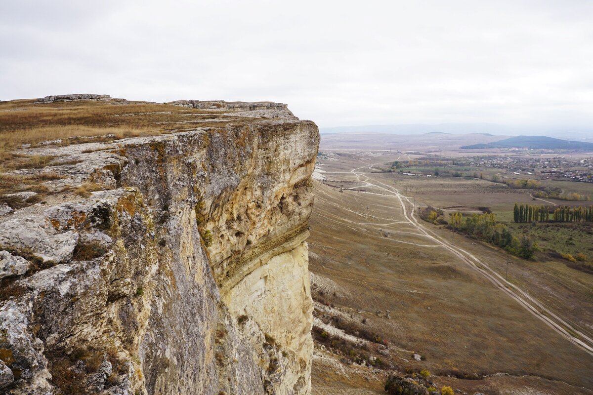Вид с Белой скалы в Белогорске / Фото блогера А. Нестеренко