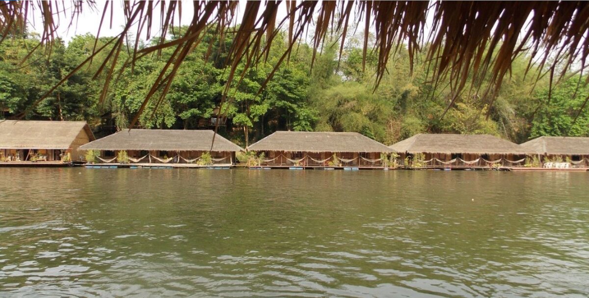 Река Квай. Отель на воде.