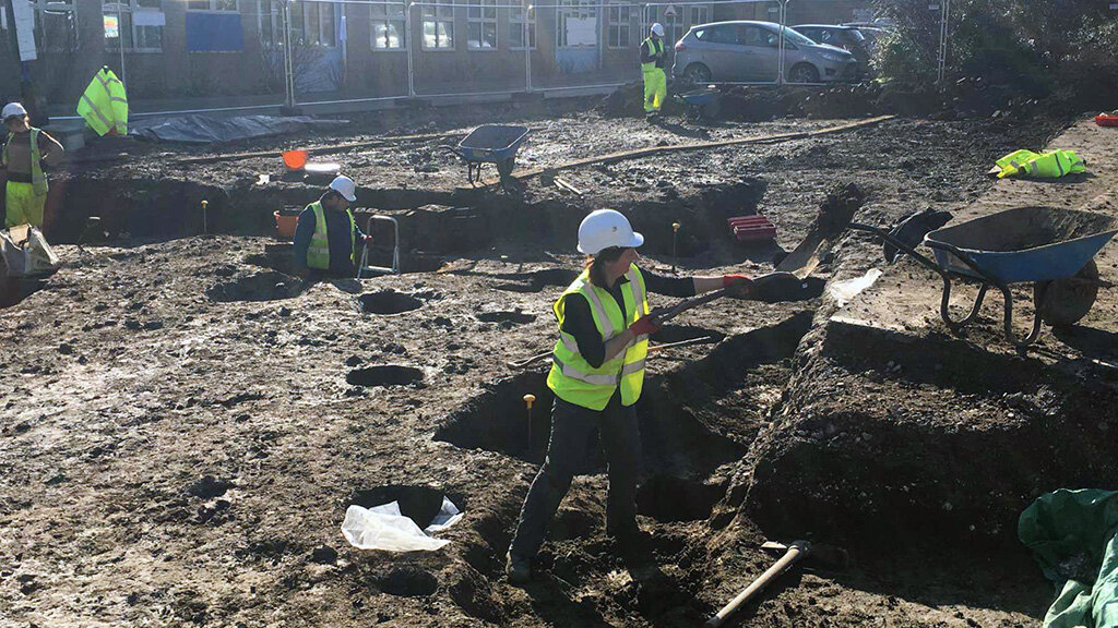 Раскопки на территории будущего строительства в Кентербери. Фото: Canterbury Archaeological Trust 