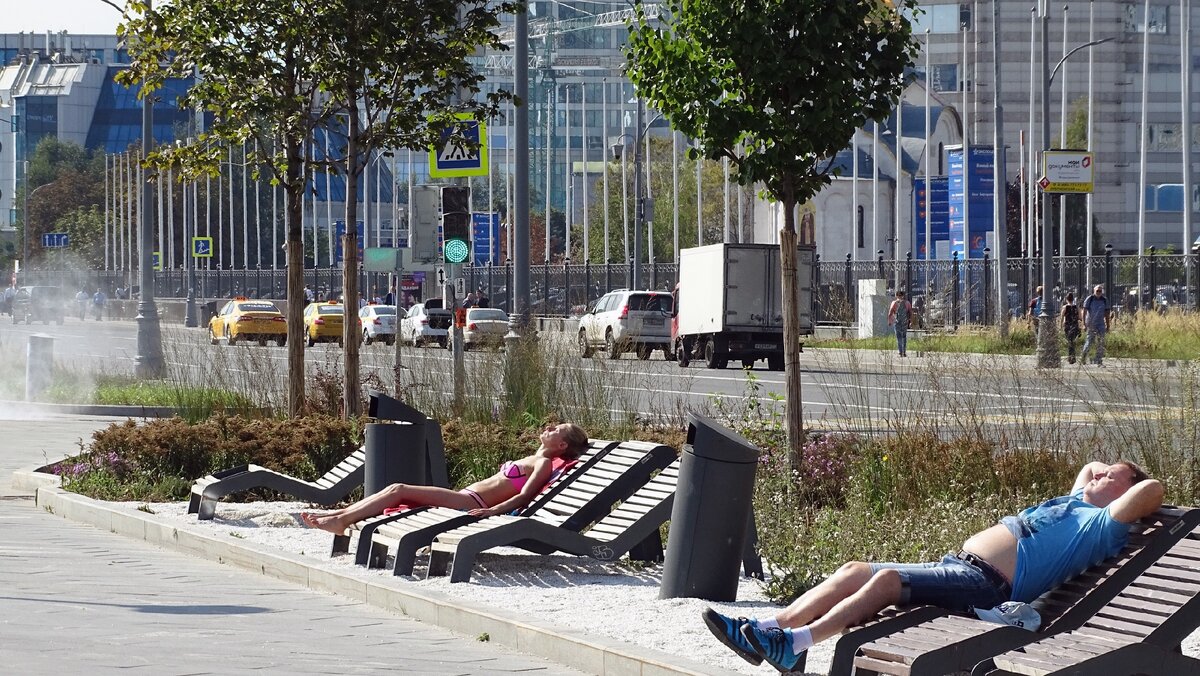 Добро пожаловать в современное общество! Москва-сити 2019 год!