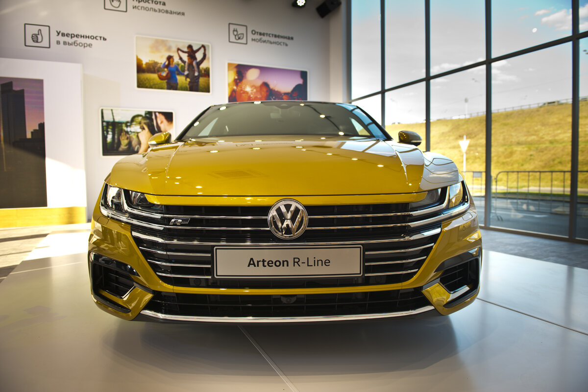 Volkswagen страна. Пассат Артеон 2022. Артеон Фольксваген в России. VW Arteon 2023 Black Edition. VW Arteon fastbek.