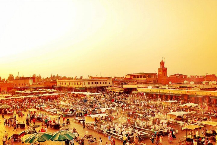Рынок Jemaa el-Fnaa в Марракеше, Морокко