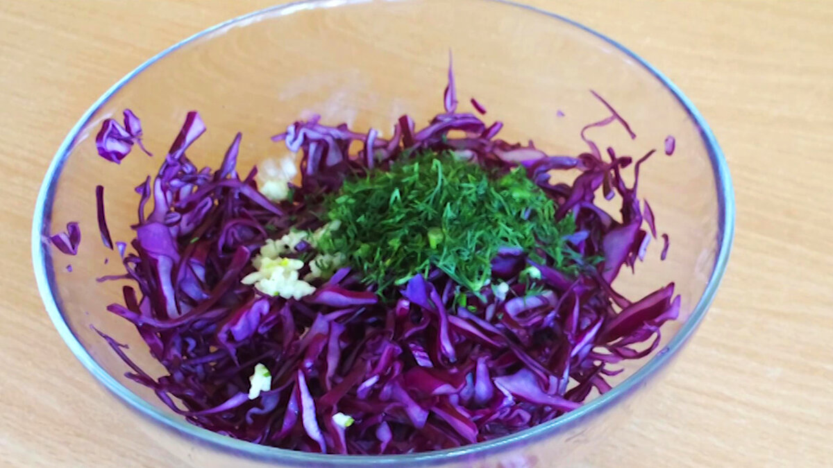 Салат из краснокочанной капусты свежей рецепт вкусный с фото пошагово
