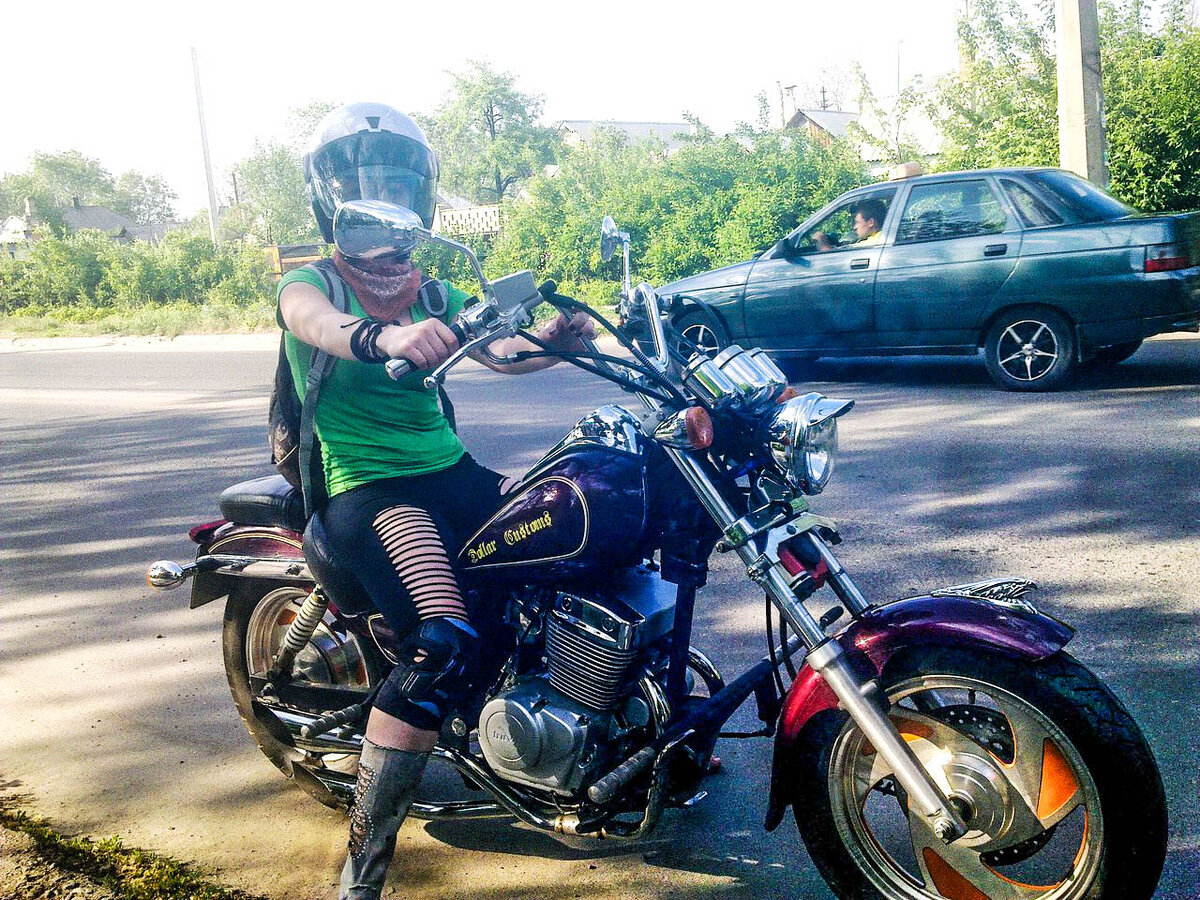 Как же далеко меня было слышно, а если включить огонечки - то и видно!