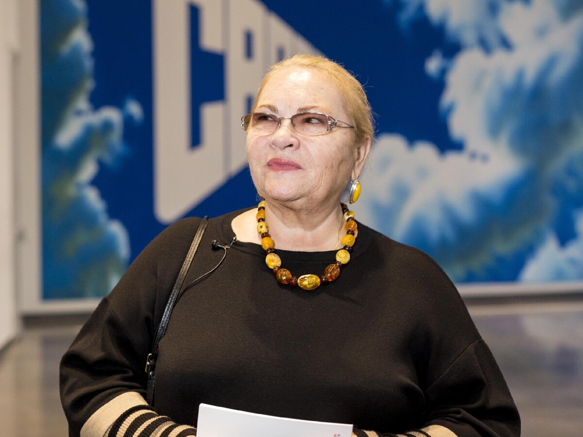 Нина Усатова