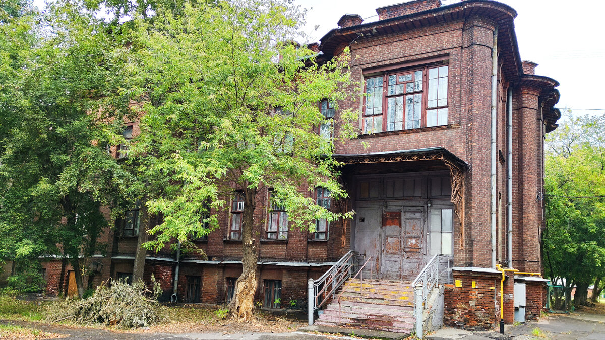 Больница при Преображенской старообрядческой общине (бывш.). 1912-1914 гг. Арх. Л.Н. Кекушев. 