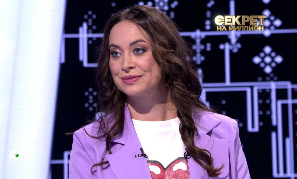    Сестра звезды Наталья откровенно рассказала об отношениях экс-солистки группы "Блестящие" с Дмитрием Шепелевым
