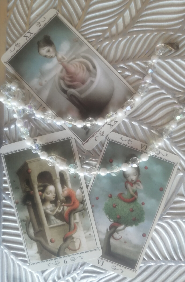 Таро Николетты Чекколи. Фото автора