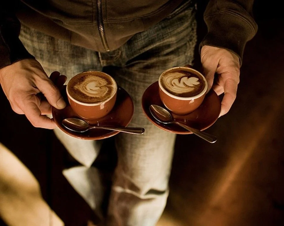 "На чашечку кофе…?!". Кофе в кружке. Утренний кофе. Чашка ароматного кофе. Do a cup of coffee