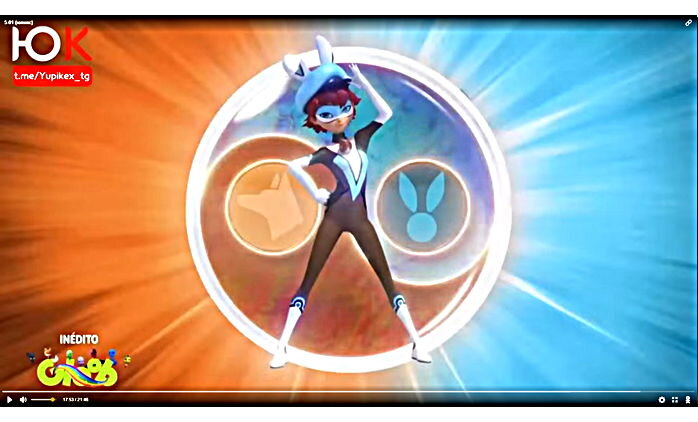 Листайте галерею, чтобы увидеть варианты новых образов для Алекс и суперкота.