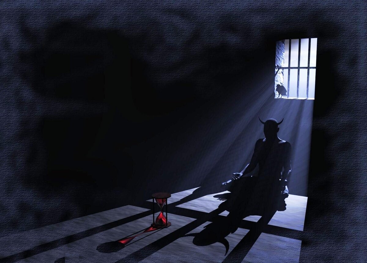 Дело было года три назад.2015 летом.мне было тогда 33 года.летним вечером ,как обычно уставшые после работы,поужиновшие с мужем,мы легли спать.и вот ночь,время уже не помню,рядом сопел глубоко унувший муж.я ещё с закрытыми глазами,во сне слышу мужской голос,голос молодого мужчины лет 30-35,похожий даже на какого то актёра.и что примечательно,он бы как то странно оформлен,как бы в микрофон говорил.и говорит он значит ,как бы не со мной,а с кем то ,но обо мне: -хм,что же не хватает,любовь есть,достаток есть,что же ещё?? И пауза ,как бы при задумался… Тут я уже более менее в сознании,в полудреме.решаюсь поговорить и говорю этому голосу: -у меня сердце сильно болит в последнее время… Голос пропал,я ждала ждала реакцию,но так и не дождавшись уснула. А на утро обнаружила,что ноющая боль мучившая меня уже недели три,чудесным образом прошла. Вот такая странная история.Объяснения естественно я так и не нашла. Может быть Ангела хранителя услышала( подслушала),тогда получается совсем интересно.этот голос такой молодой и такой приятный. Странно это все конечно. Если у кого то появятся мысли по этому поводу,напишите.пообскждаем.а может у кого было что то подобное? 
