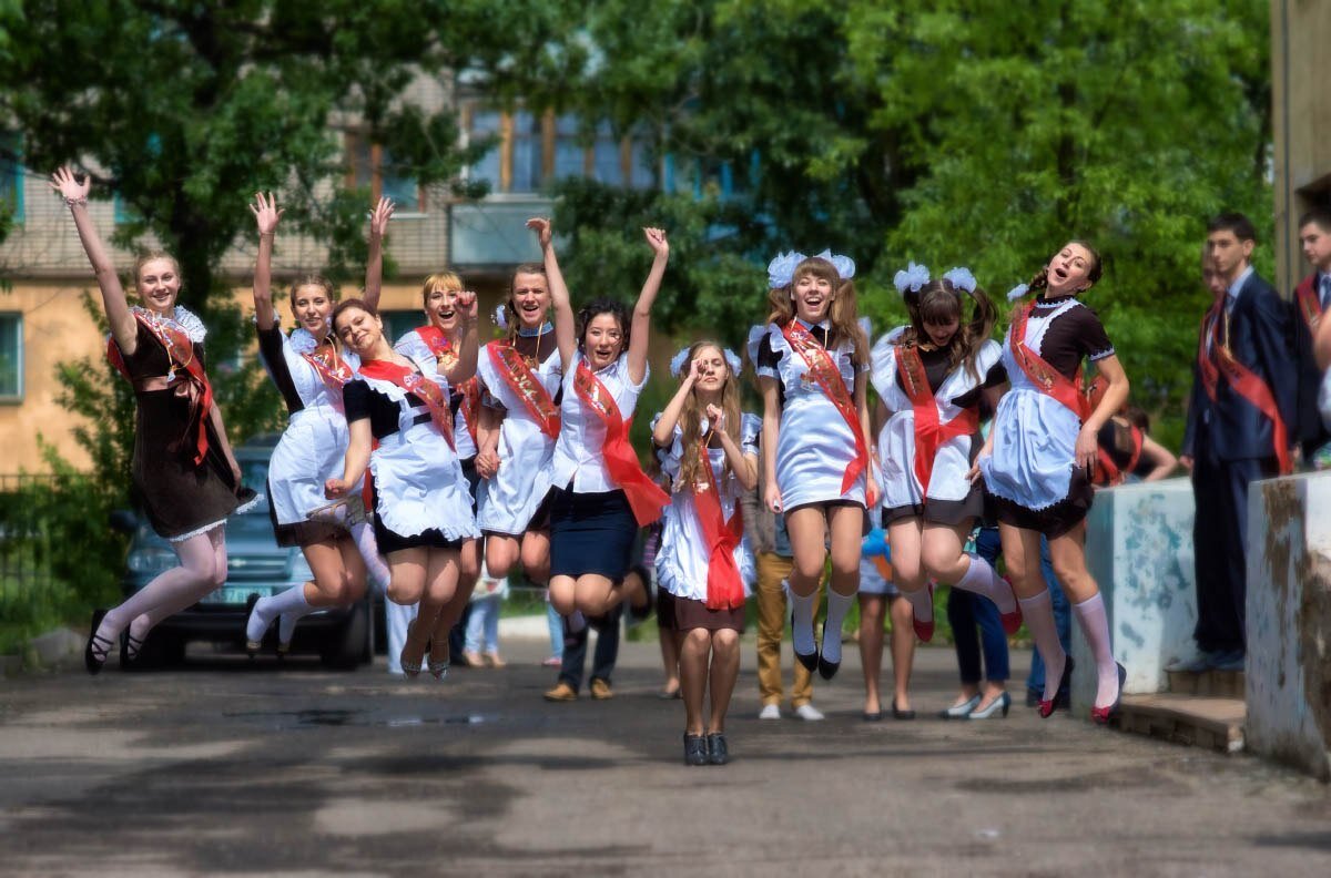 Видеоролик на выпускной 9 класс из фотографий