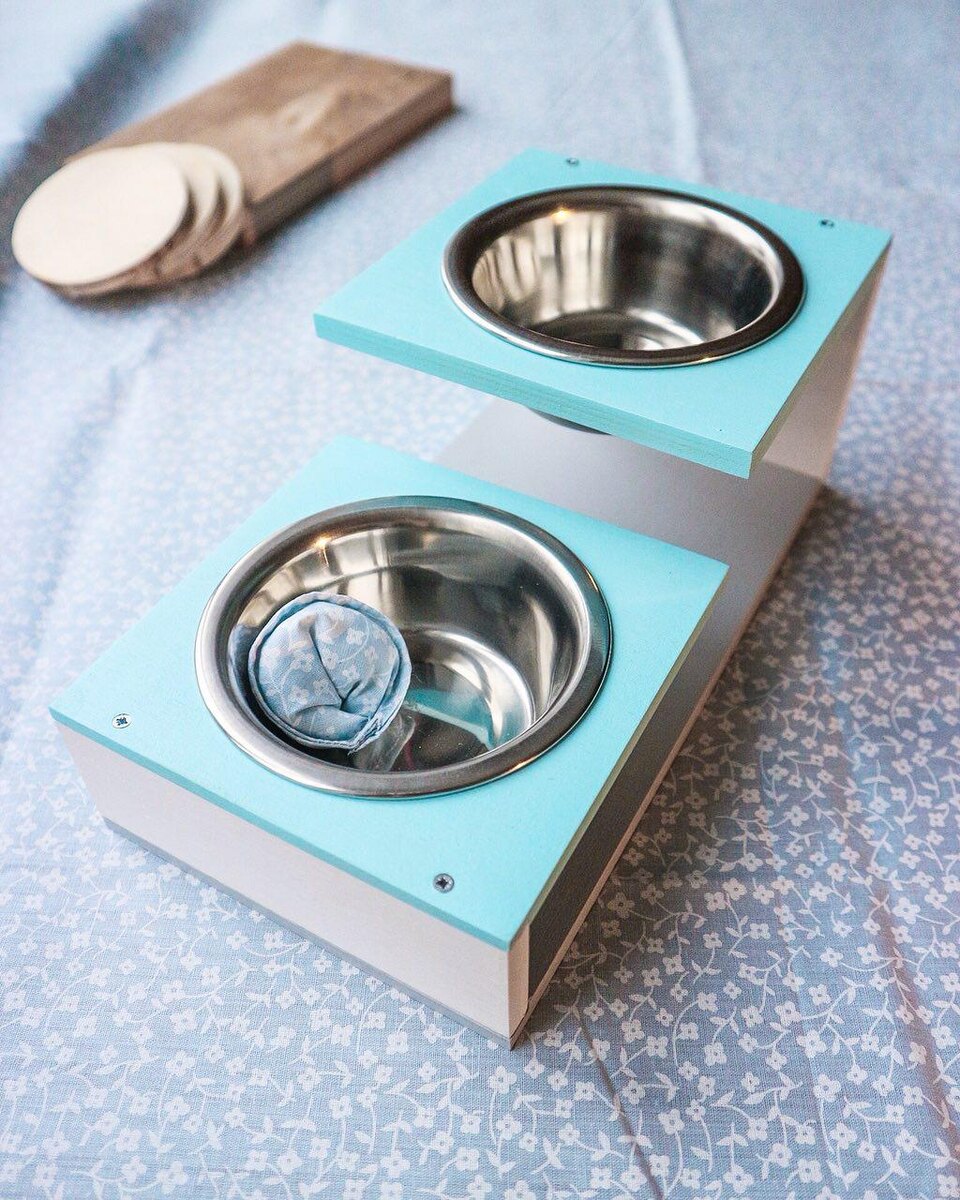 Голубая миска "Дороти"