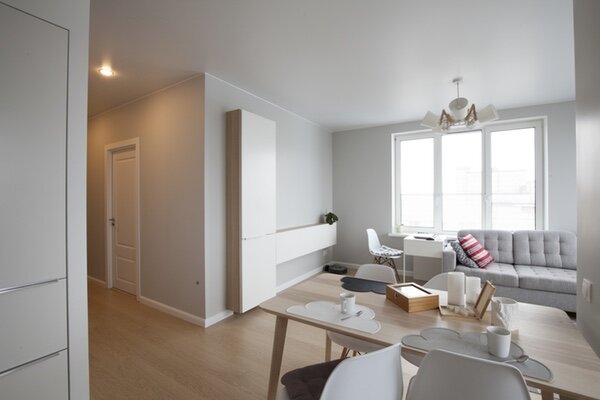 Строки выполнения работ — тоже довольно приблизительный показатель. Чем больше исполнителей, тем выше вероятность «простоев»