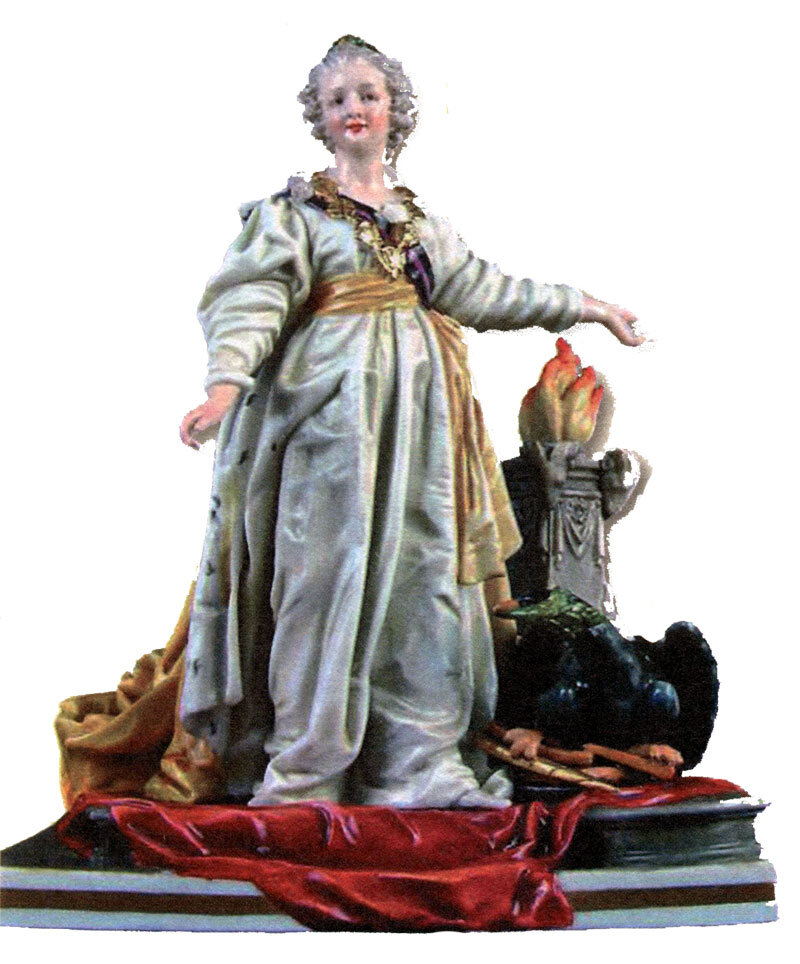 Фарфоровая фигурка Екатерины II
