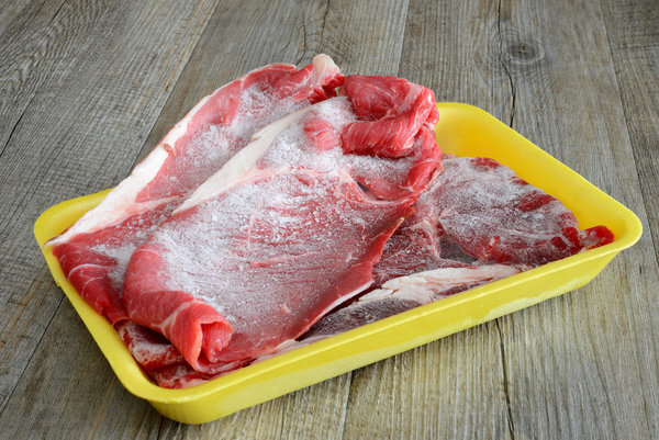 Как быстро разморозить мясо: лучшие способы и советы